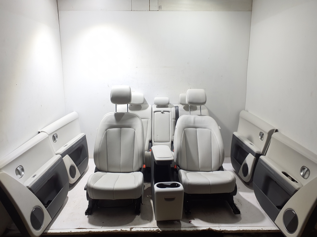 Hyundai IONIQ 5 I (2021–2026) Salons un tā detaļas Hyundai IONIQ 5 I (2021–2026) Salons un tā detaļas