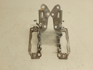 Mercedes Benz C-Class 204 (2007–2014) Hood hinge A2048800728 - 3