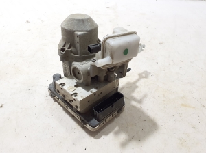 ABS unit - 58500GI000