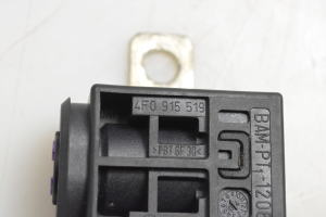 AUDI A6 C6 (2004–2011) Aku kaitse 4F0915519 - 2