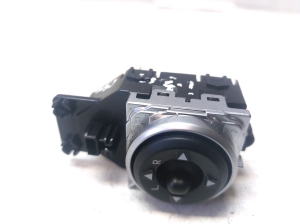 Mirror control switch - 39Y4811110