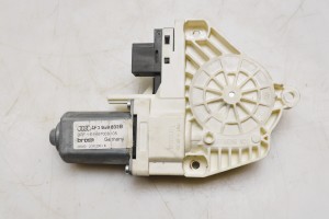 Moteur de lève-vitre de porte avant - 4F0959802B