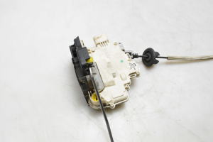 AUDI A6 C6 (2004–2011) Front door lock 4F1837015 - 4