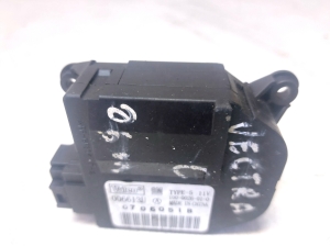 Opel Vectra C (2002–2008) Salongi soojenduse klapi mootor 006613U - 2