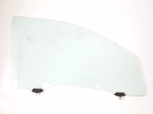 Fenster Scheibe Tür vorne - 5706A876