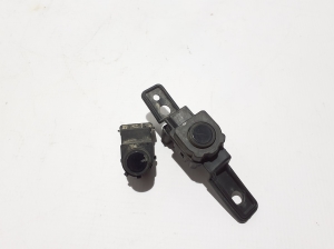   Rear parking sensor  - 99310GI500 