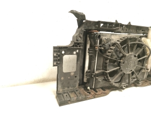 Hyundai i30 (2011–2017) Radiator support and its parts - 4