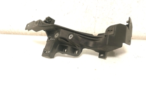 Hyundai i30 (2011–2017) Esitule kinnitus 64156A6000 - 7