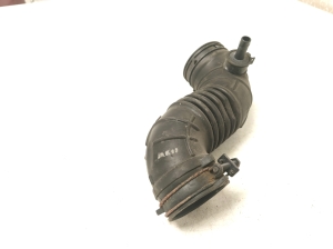 Hyundai i30 (2011–2017) Luftansaugschlauch 281381R010 - 3