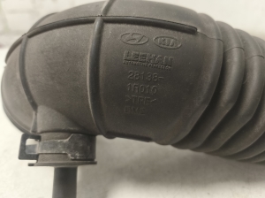 Hyundai i30 (2011–2017) Luftansaugschlauch 281381R010 - 4