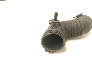 Hyundai i30 (2011–2017) Luftansaugschlauch 281381R010 - 5