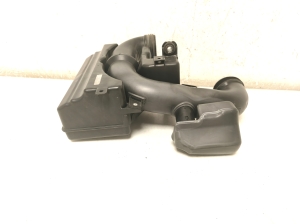 Hyundai i30 (2011–2017) Rezonatora tvertne 281913X000 - 3