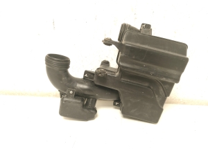 Hyundai i30 (2011–2017) Rezonatora tvertne 281913X000 - 5