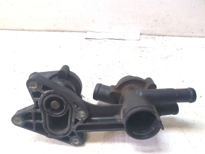 Volkswagen Golf V (2003–2009) Thermostatgehäuse 03C121118D - 2