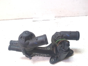 Volkswagen Golf V (2003–2009) Thermostatgehäuse 03C121118D - 3