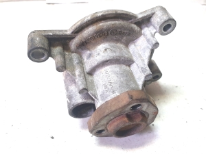 Volkswagen Golf V (2003–2009) Water pump 03C121019J - 2