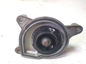 Volkswagen Golf V (2003–2009) Water pump 03C121019J - 5