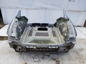   Rear body panel  -  