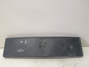 Kennzeichenhalter der vorderen Stoßstange - BP4K50171