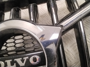 VOLVO XC60 (2017–2026) Grille de calandre avant 31425535 - 2