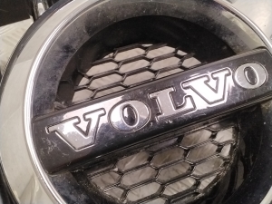 VOLVO XC60 (2017–2026) Grille de calandre avant 31425535 - 3