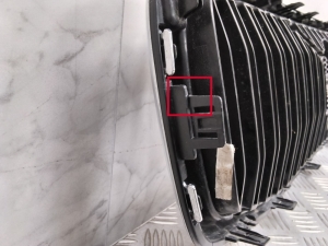 Front grille - 32132213