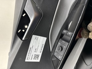 Volkswagen ID.3 C (2019–2026) Priekšējo durvju apdare un tās detaļas 10C867010E - 3