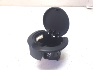 VOLVO V70 II (2000–2007) Front ashtray 30643637 - 3