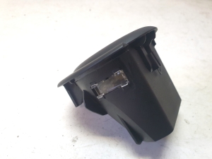 VOLVO V70 II (2000–2007) Front ashtray 30643637 - 4