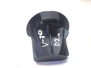 VOLVO V70 II (2000–2007) Front ashtray 30643637 - 5