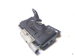 Mercedes Benz C-Class 204 (2007–2014) Hood latch A2048800260 - 2