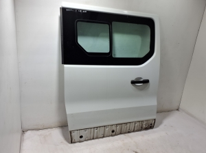 RENAULT Trafic III (2014–2022) Sliding door 821002409R - 4