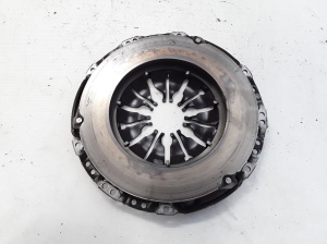 RENAULT Fluence (2009–2017) Siduri surveplaat 302105717R - 2
