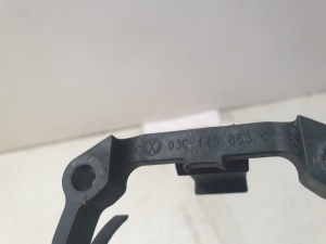 Volkswagen Golf V (2003–2009) Other part under the hood 03C145853C - 3