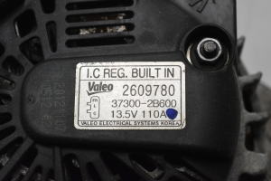 Kia Sportage (2010–2016) Alternator 373002B600 - 2