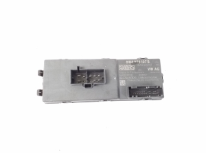   Trunk lid control module  - 8W8959107B 