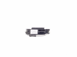 Door lock/unlock switch - 971962125F