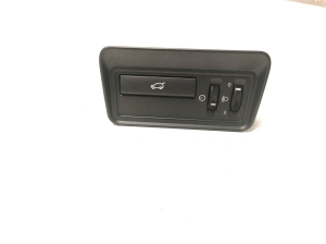 Interrupteur d’ouverture de coffre - BJ3211654AB