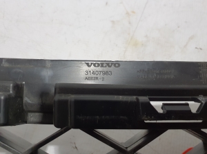 VOLVO XC60 (2017–2026) Rear bumper bracket 31407983 - 3