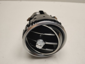 Mercedes Benz C-Class 205 (2014–2021) Interior ventilation grilles a2058300301 - 5