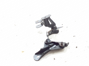 RENAULT Trafic III (2014–2022) Support de pompe de direction assistée 996947948R - 2