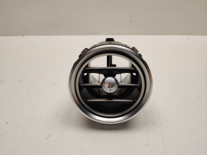 Mercedes Benz C-Class 205 (2014–2021) Interior ventilation grilles A2058300301 - 6