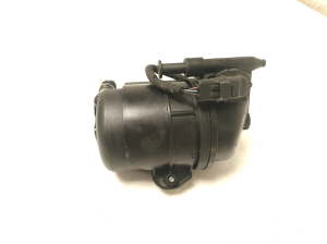 Land Rover Discovery Sport (2014–2026) Kraftstofffiltergehäuse GJ329B072AE - 4