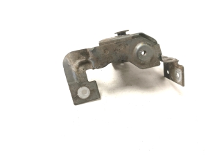 Land Rover Discovery Sport (2014–2026) Front fender bracket FK7216F129AB - 2