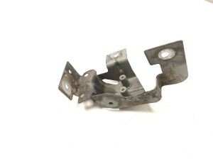 Land Rover Discovery Sport (2014–2026) Front fender bracket FK7216F129AB - 3