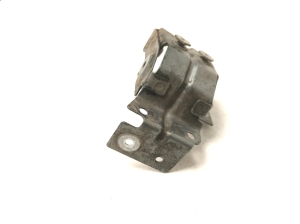Land Rover Discovery Sport (2014–2026) Front fender bracket FK7216F129AB - 4