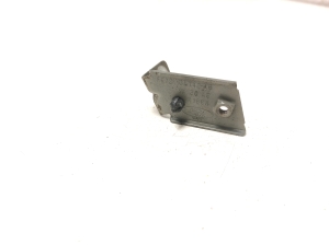 Land Rover Discovery Sport (2014–2026) Front fender bracket FK16A142AB - 2