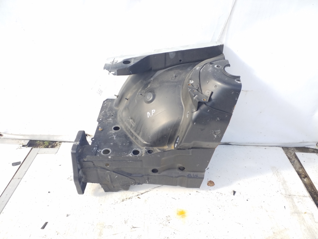 Mercedes Benz SL-Class 230 (2001–2012) Front outrigger Mercedes Benz SL-Class 230 (2001–2012) Front outrigger