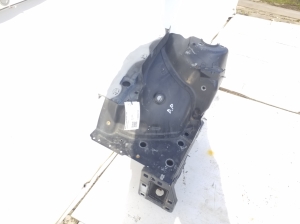 Mercedes Benz SL-Class 230 (2001–2012) Front outrigger - 2