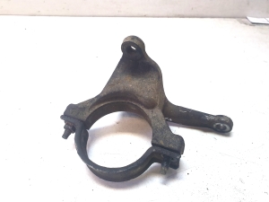 Ford Mondeo IV (2007–2015) Esimese veovõlli kinnitus 8G913K305AD - 2
